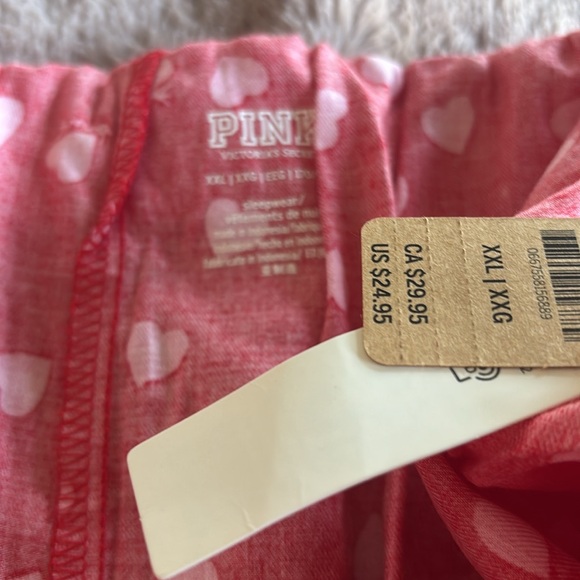 NWT XXL VS PINK Red Heart Print Women's Sleep Shorts - Picture 3 of 3